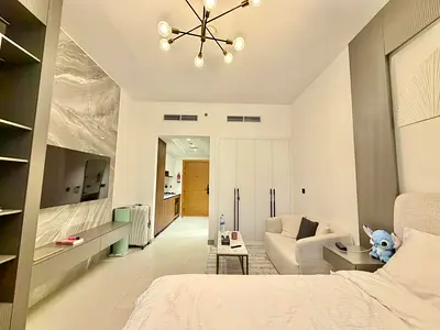 Stunning Studio | Bright and Spacious | Vacant