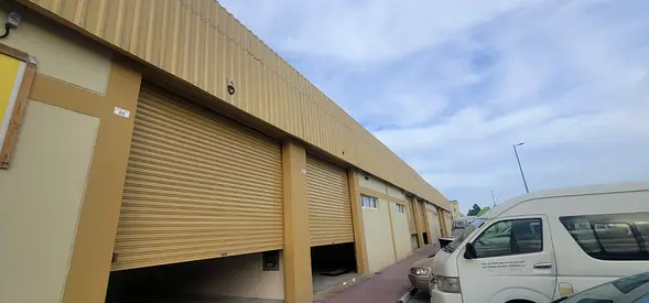 Premium Industrial Warehouse for Rent with Strategic Location and Efficient Operational Space