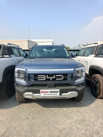 2026 BYD Shark 6 Premium (Left-Hand Drive)