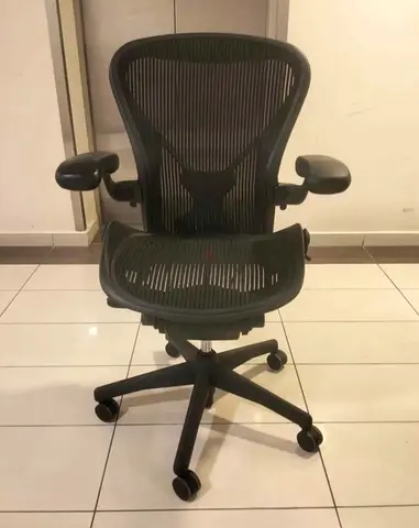 Selling For Herman Miller Aeron Chair Size B And C Fully Loaded