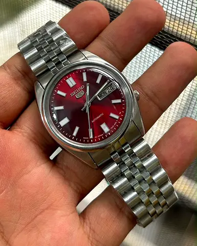 Seiko 5 Automatic Mens Watch with Red Dial and Stainless Steel Bracelet