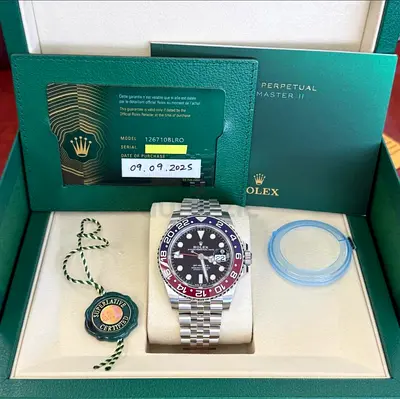 Rolex GMT-MASTER II PEPSI 1:1 Clone with box and card