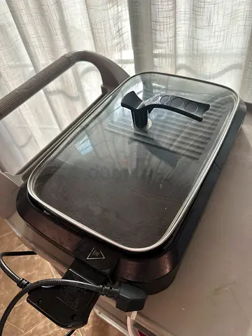 Electric Grill/Indoor BBQ with Glass Lid