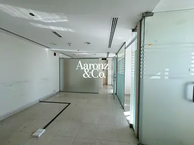 Nicely Fitted| Less Traffic| Prime Location