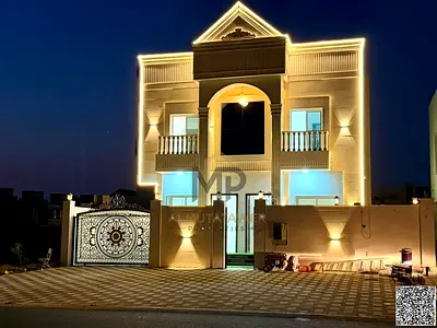 Luxury villa for sale in a prime strategic location, very close to all services and main roads, with an elegant design and luxurious finishes, to give