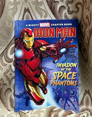 Iron Man: Invasion of the Space Phantoms (A Mighty Marvel Chapter Book)