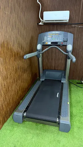 Life fitness CLST