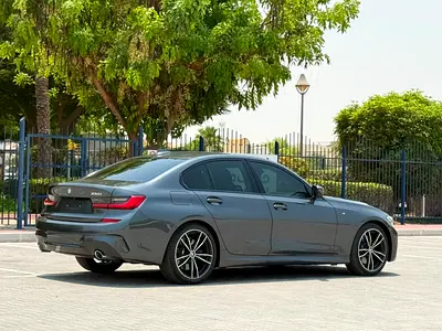 BMW 3 Series 330i, миниатюра 12