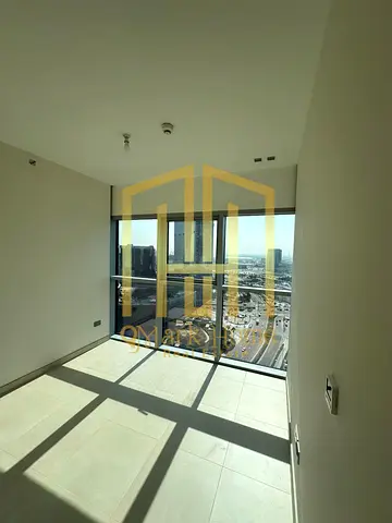 View Canal | Prime Location | Vacant