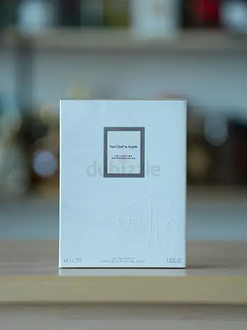 V/C A fragrance boxed perfume (new)