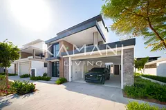 Luxury Villa | Private Pool | Park Backing