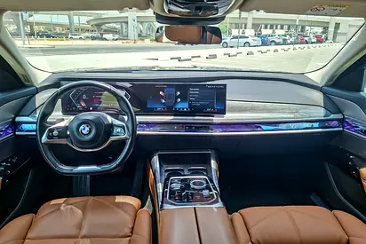 2024 BMW 7-SERIES thumbnail 9