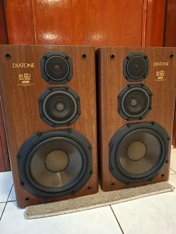 Diatone Ds-66z vintage speaker.