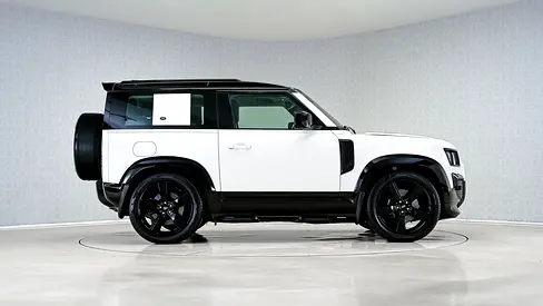 Land Rover Defender 90 X-Dynamic HSE P400, миниатюра 3