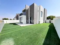 Standalone | 4+Maid | Golf View | Big BUA | Vacant