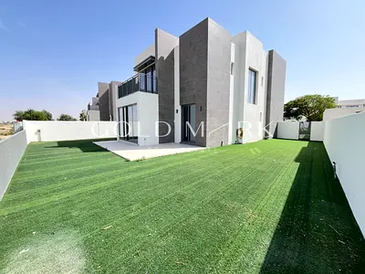 Standalone | 4+Maid | Golf View | Big BUA | Vacant