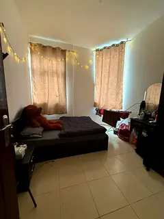 Private Room Available in a 2BHK Flat @shabiya 9