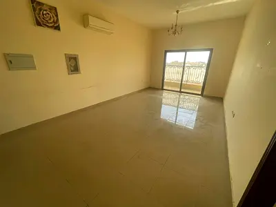 مساحات واسعه | بلكونه | اطلاله مفتوحه | موقع مميز
