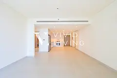 Vacant | Unfurnished | Community View