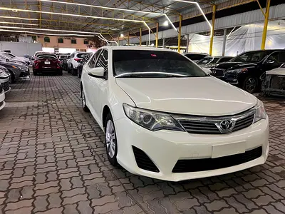 2014 Toyota CAMRY photo 5