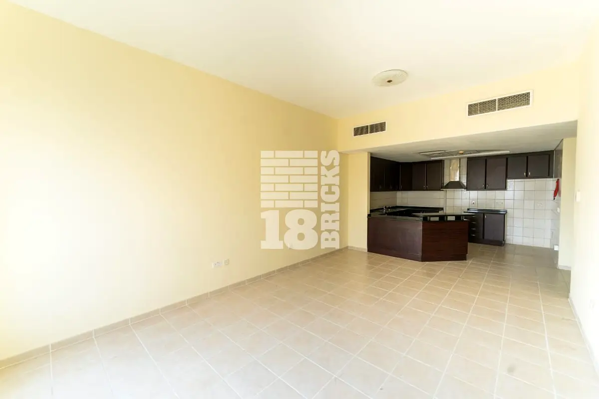 Vacant in 4 Months | 2 Bed + Store | Balcony