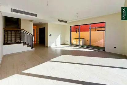 Single Row | Corner Unit | Ready To Move