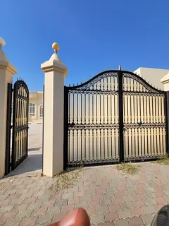 Luxury 7 Master Bedroom Villa | Large Landscaped Yard | 3 Covered Parking | Spacious Outdoor Kitchen