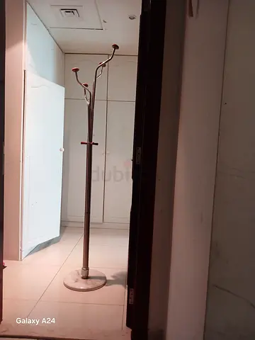Free-standing coat rack / clothes stand in good condition