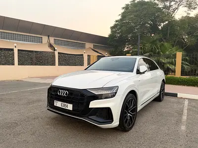 2019 AUDI Q8 — фото 1