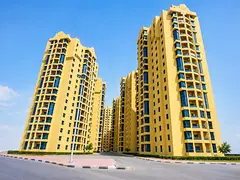 Exclusive | Prime Location | Spacious | Balcony | Great Amenities | Ready to Move / Invest