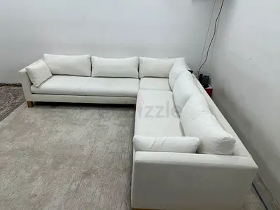 Like new condition cratebarrel corner sofa
