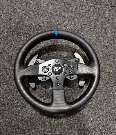 Trustmaster t300 steering wheel only.