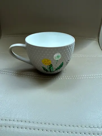 SABRINA - White ceramic teacup with floral design - EXCELLENT condition