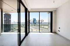 Corner Unit | Open View | Large Layout