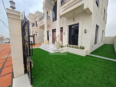 Luxury villa with freehold ownership, 6 bedrooms, no fees