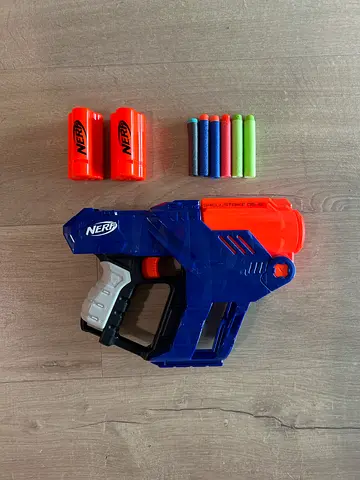 Nerf Shellstrike Shotgun pistol