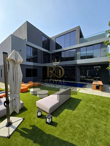 LUXURY SIGNATURE 6-BEDROOMS VILLA | PRIVET POOL & ELEVATOR | LUXURIOUS FINISHING | STYLISH LAYOUT |