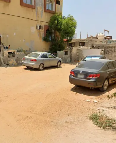 أرض سكنية استثمارية G+4 في ليوارة 1 بموقع مميز وسعر استثنائي