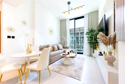 Summer Offer | Stylish 1BR | Bay Central West, Dubai Marina