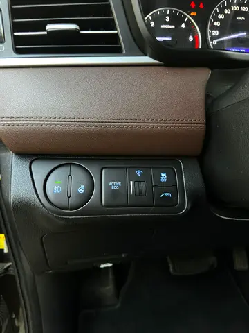 صورة 5 لـ 2019 Hyundai GRAND STAREX
