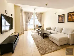 FULLY FURNISHED | VACANT | NEXT TO MALL |