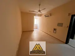 A studio with a practical design and a semi-detached kitchen, offering easy access to main roads and