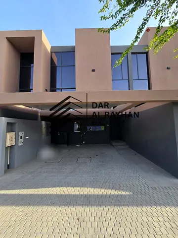 Distress Deal | Elegant 2BR Townhouse | Prime Location | Saro, Masaar | AED 1.95M Negotiable