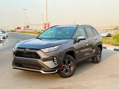 2025 Toyota RAV4 XLE Premium  -FullOption -  with Features