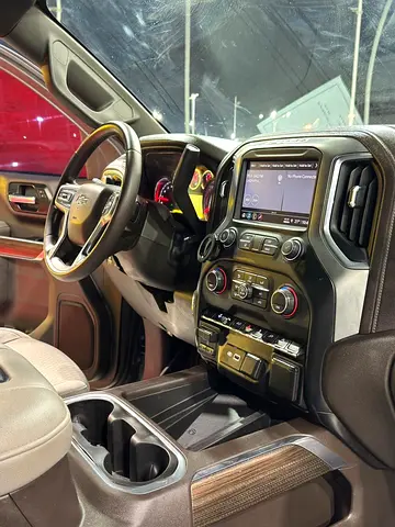 4 door silverado GCC FULLY LOADED