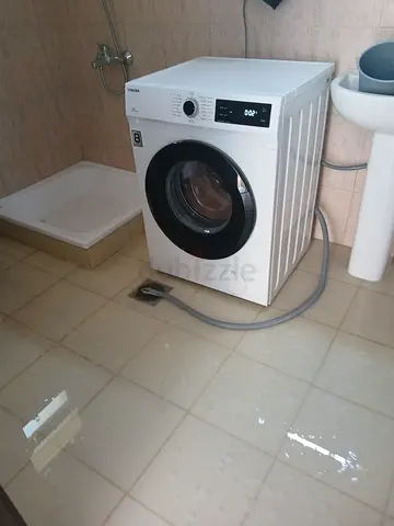 Front-load Washing Machine - Good Working Condition