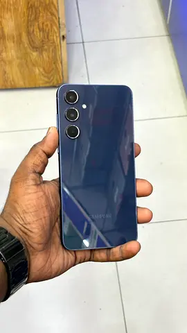 TRA Samsung $% 5G For Sale