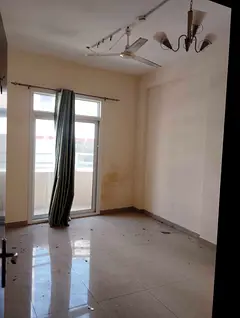 BIG OFFER WE HAVE 1BHK APARTMENT NEAR NMC HOSPITAL IN JUST 27K 1BEDROOMS HALL KITCHEN 2BATHROOM CENT