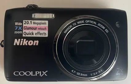 Nikon COOLPIX 20.1MP Compact Digital Camera with 7x Optical Zoom - Used
