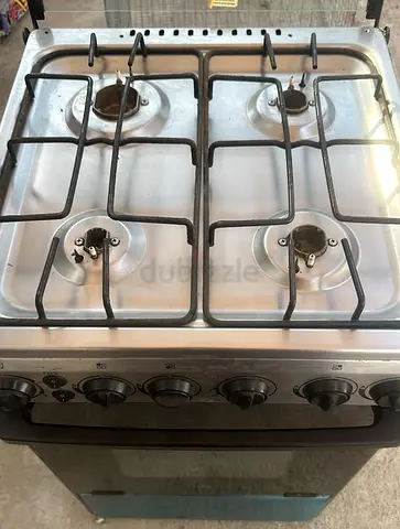 4 Burner Electric  Gas Cooker with Oven – Good Condition